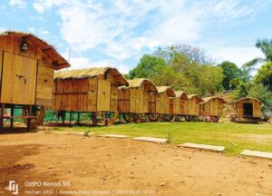 BUllCART-COTTAGES-SIDE-VIEW-DAY-2