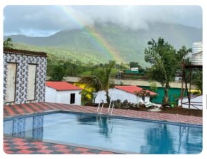 Room-Cottage-swimming-pool